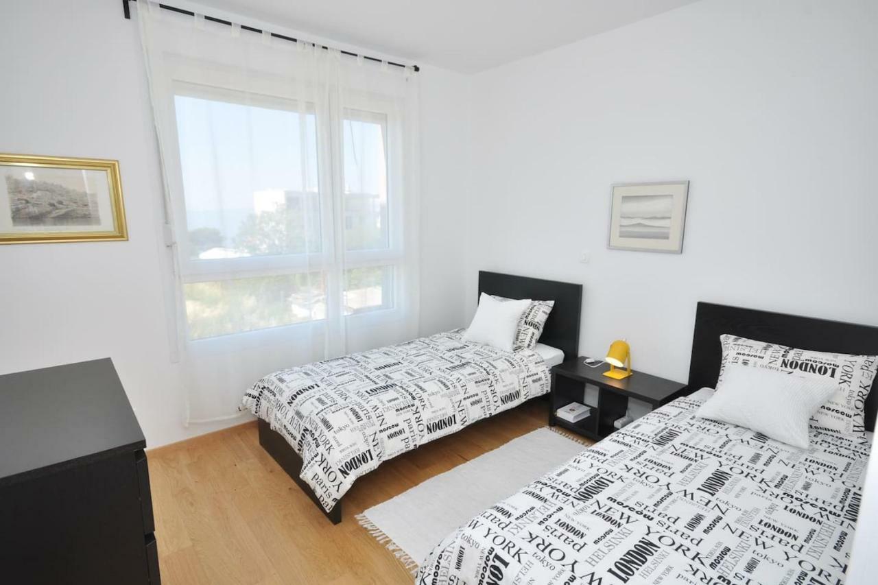 Carmen, Znjan, Apartman